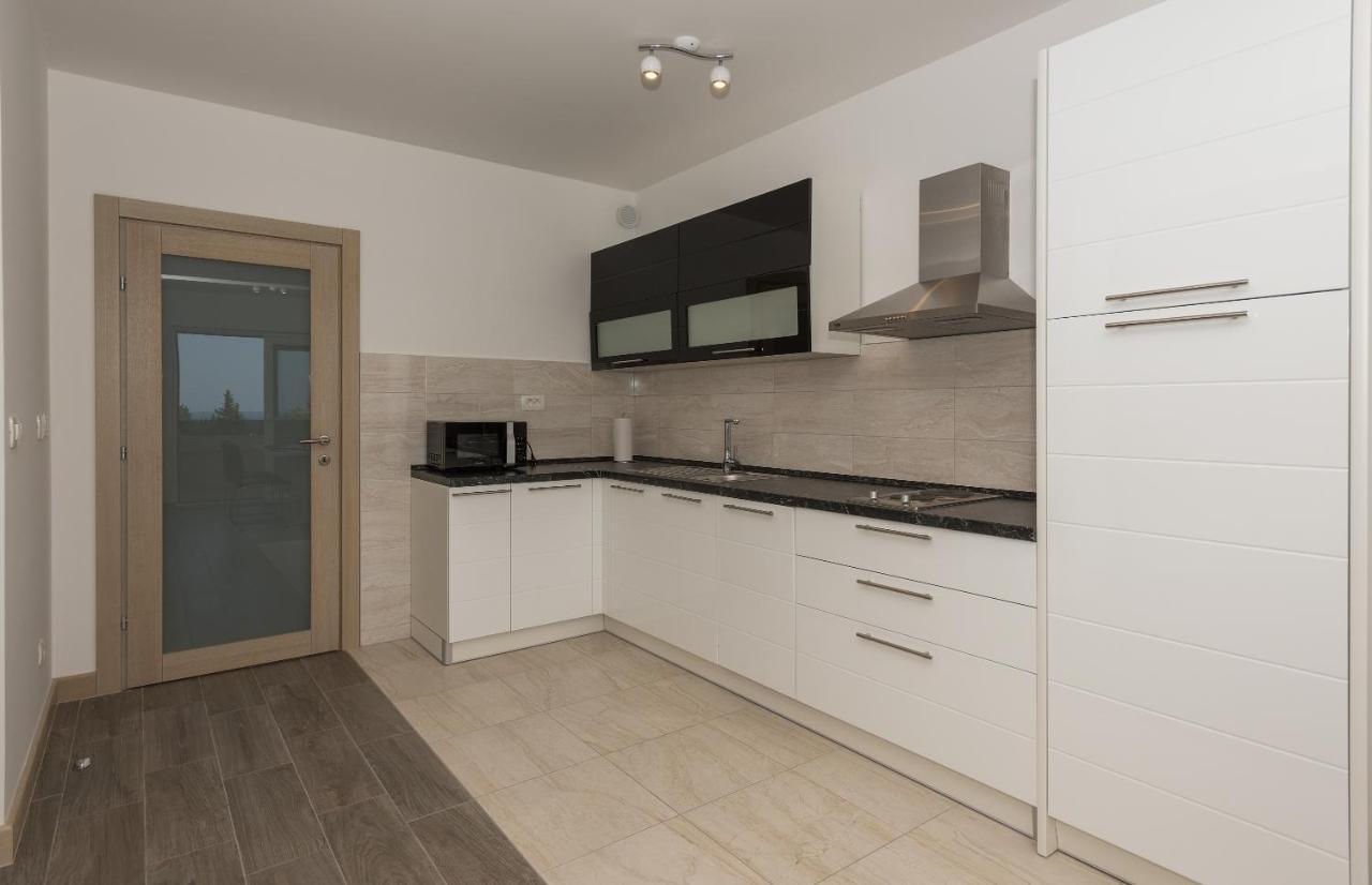 Apartments Villa Hadria Makarska Extérieur photo